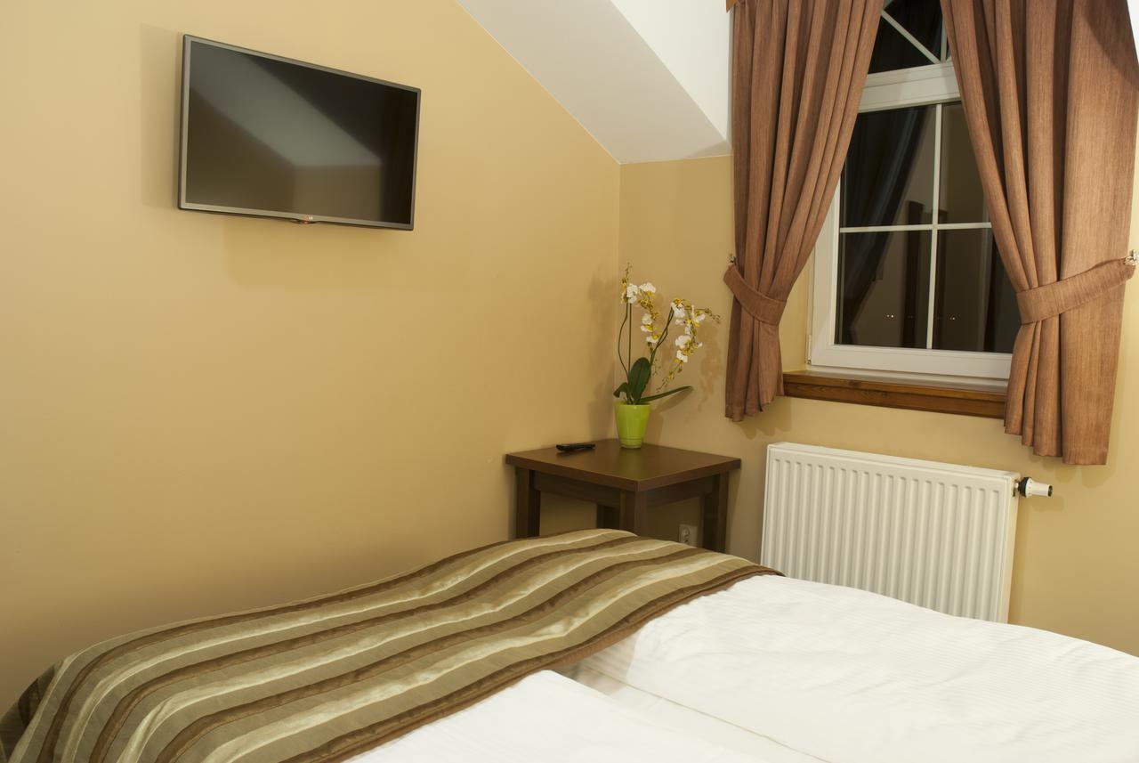 Hotel Dwor Galicja Stalowa Wola Kültér fotó